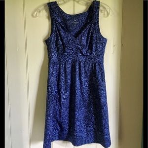 Gorgeous Athleta side zip, hidden pocket dress 👗